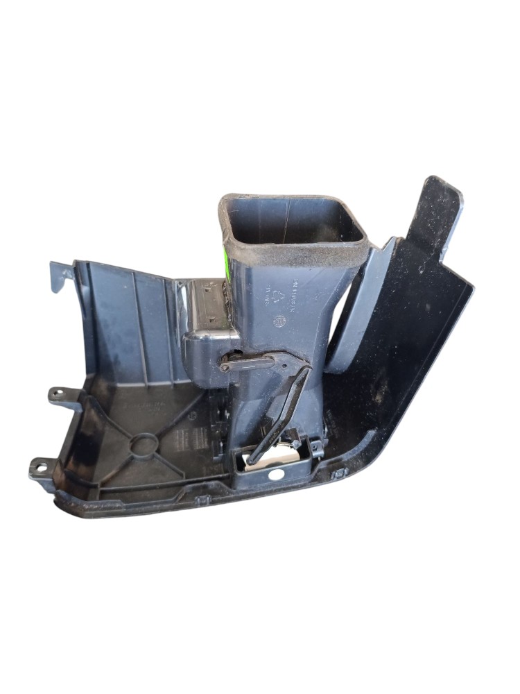 Difusor De Ar Lado Direito Sprinter 2014 – 9068300554 3