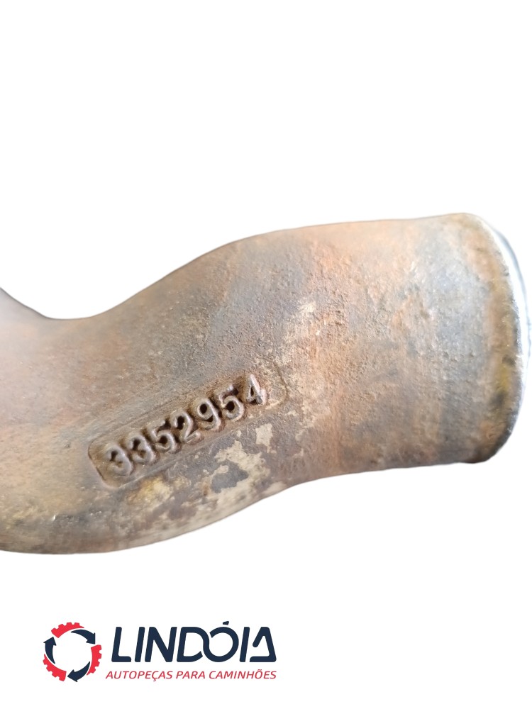 Tubo Saida De Água Motor Cummins Serie C 3352954 3