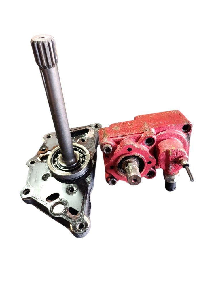 Tomada de força câmbio ZF Traxon 12Tx 2620 24to6111