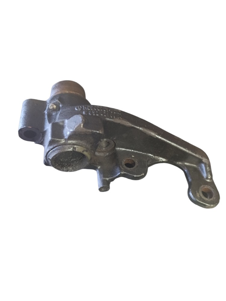 Suporte Cuica Eixo Do Patin Ld Mercedes 6524210806