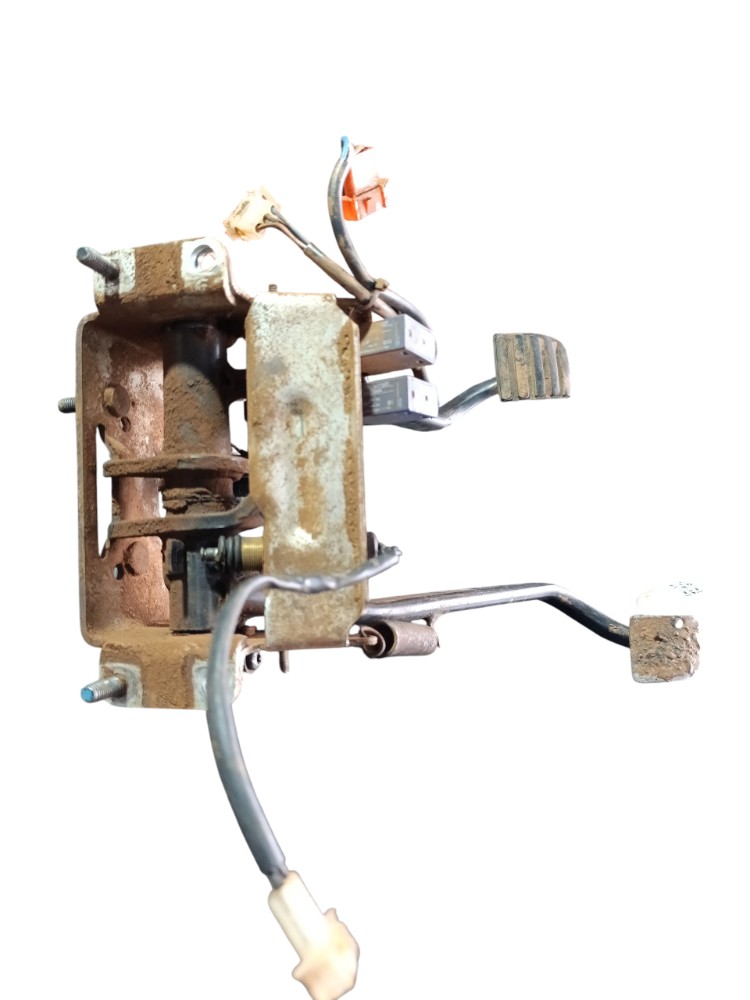 Pedal Freio Embreagem Scania P124 1411680 1