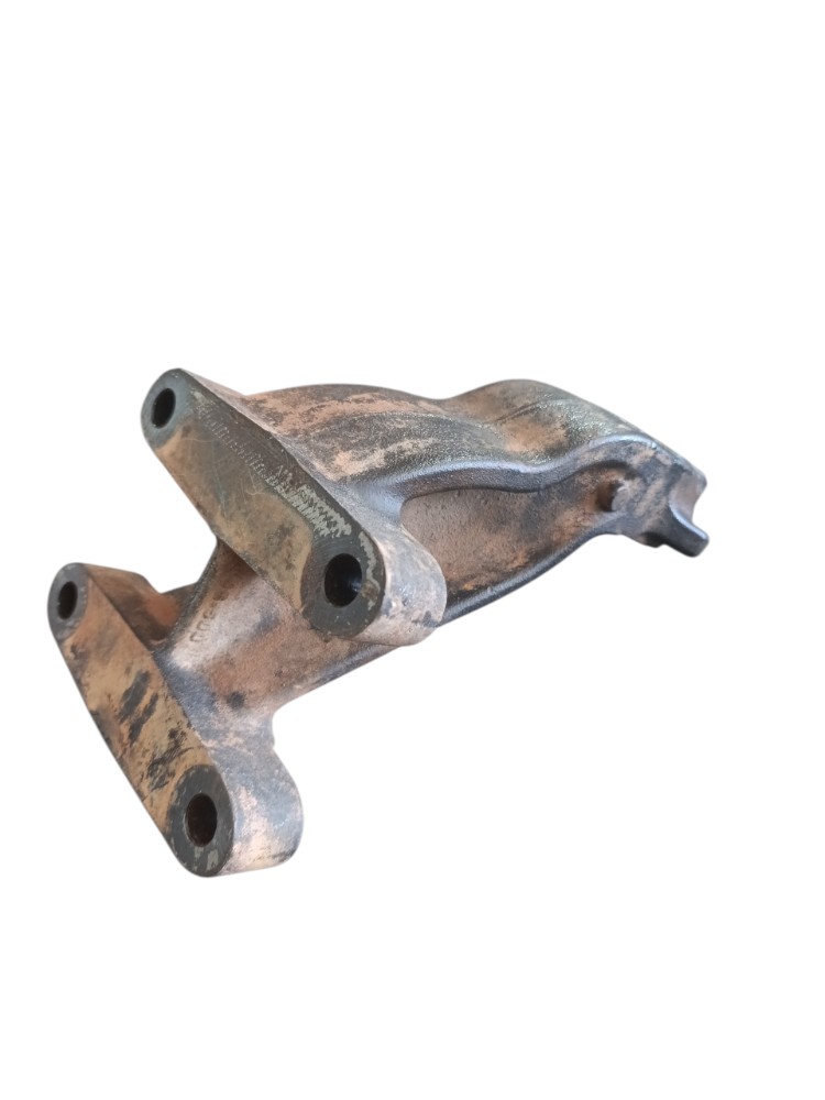 Suporte dianteiro Motor Man Tgx 3055 4