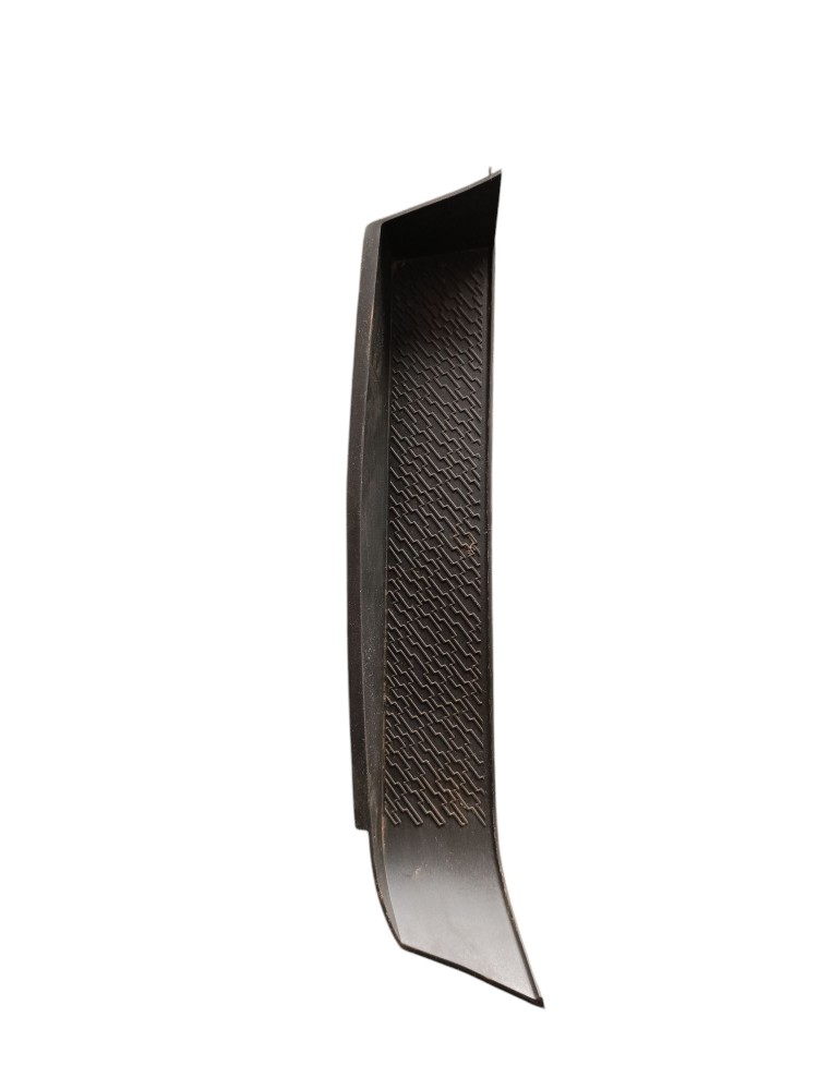 Assoalho Porta Objetos Volvo Fh 500 15/16 82216245 2