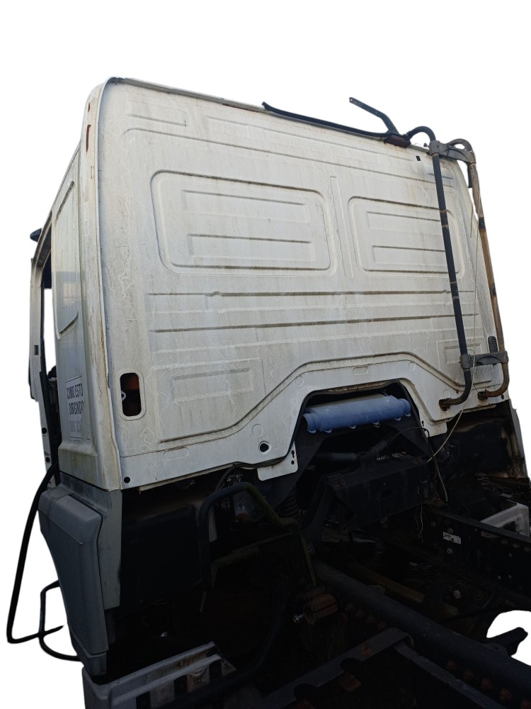 Cabine Teto Baixo Mb Axor 1933 Ano 2011 batida 3