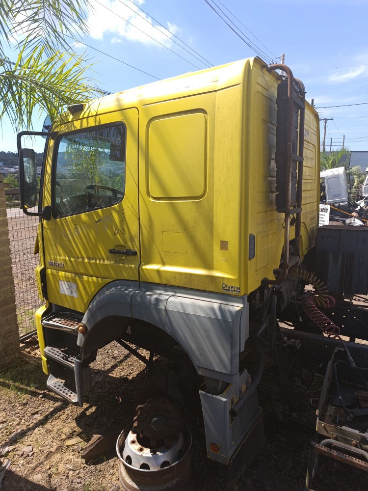 Cabine Mercedes Atego/axor Teto Baixo 2009 5