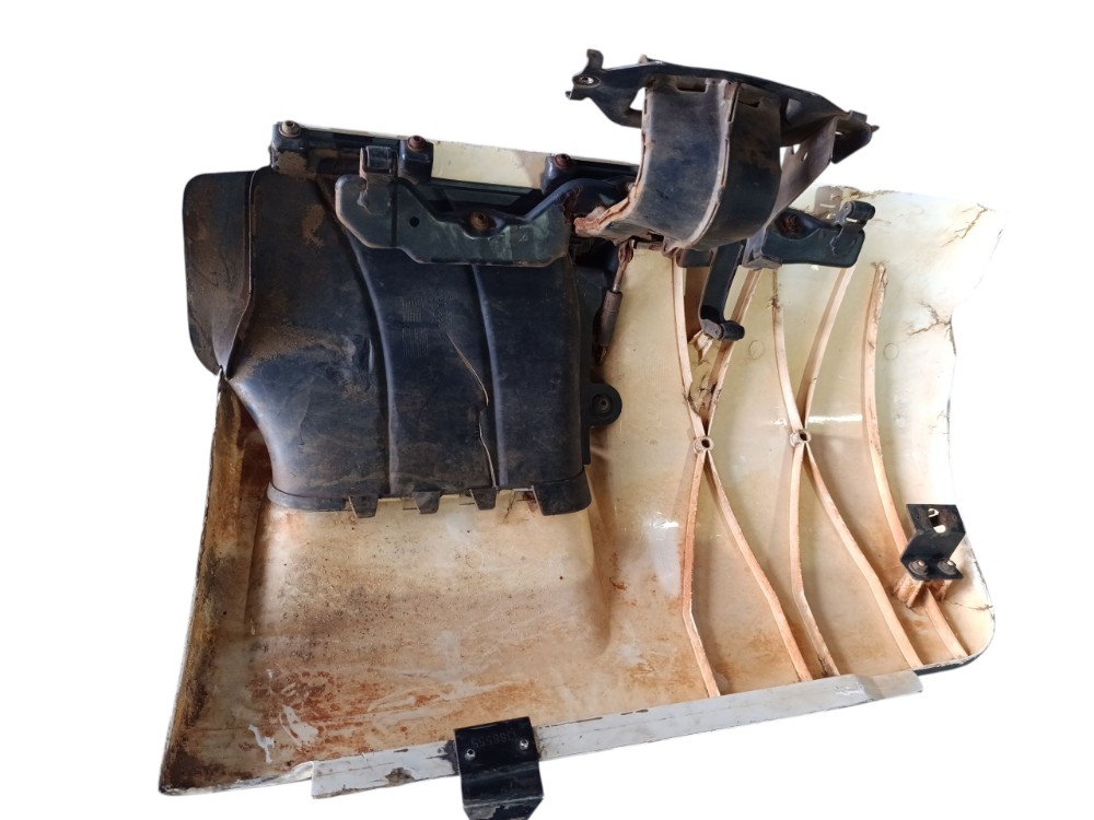 Defletor Bochecha Para-choque Scania P124 C/detalhes 4