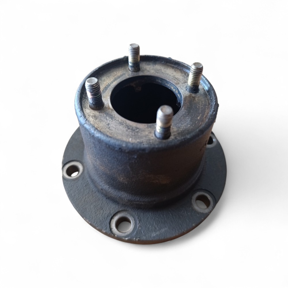 Prolongador cubo hélice MB Accelo OM924 A9060350614 1