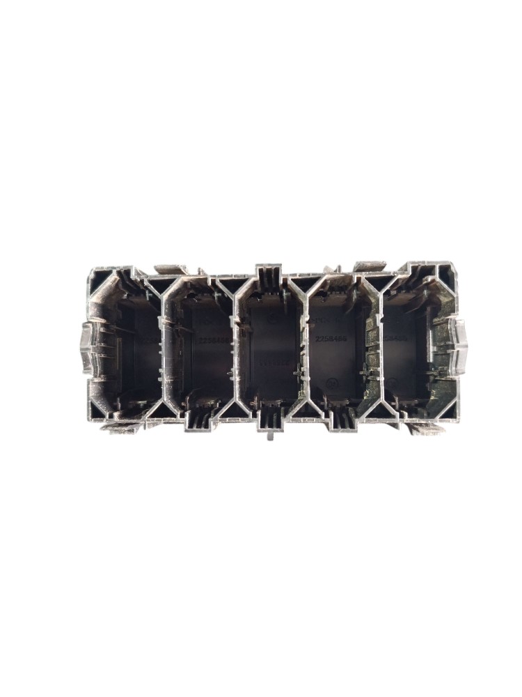 Moldura Botões Tampa Cega Painel Scania P280 2019 2258466 1