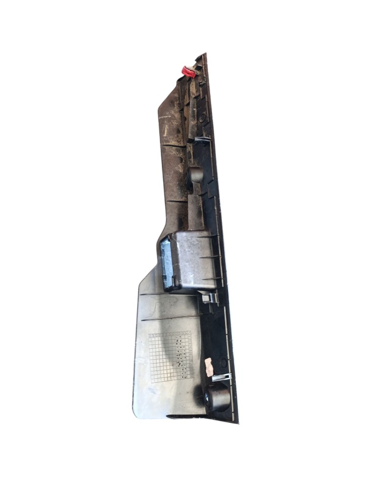 Moldura Acab. Tomada Diagnóstico Hilux 17/18 – 55606kk020 1