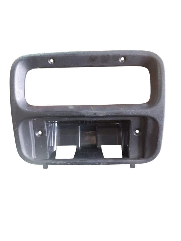 Moldura Ar E Cinzeiro Renault Master 2.5 2006 7700351880