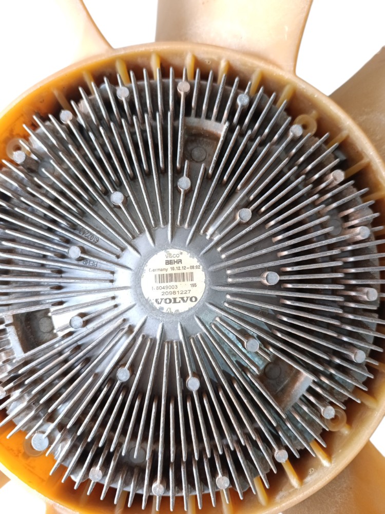 Hélice E Viscosa Original Motor Volvo D13 20981227 2