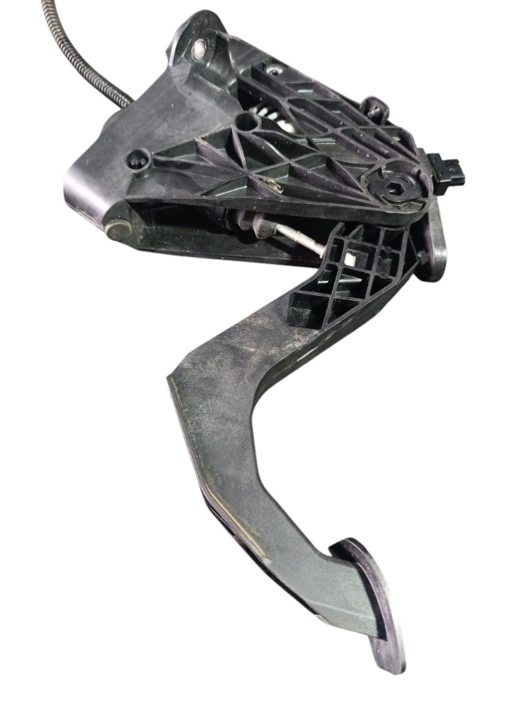 Pedal Embreagem Mb Sprinter 2022 Com Detalhe A9072900000 3