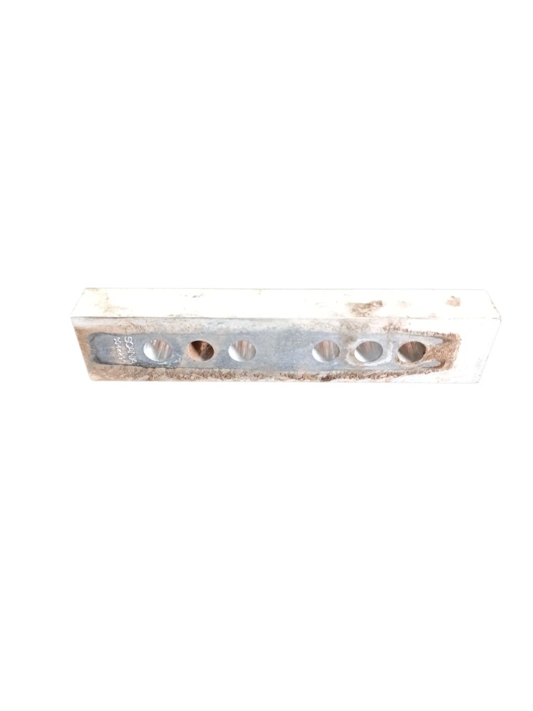 Suporte de montagem Scania super 3042290 2