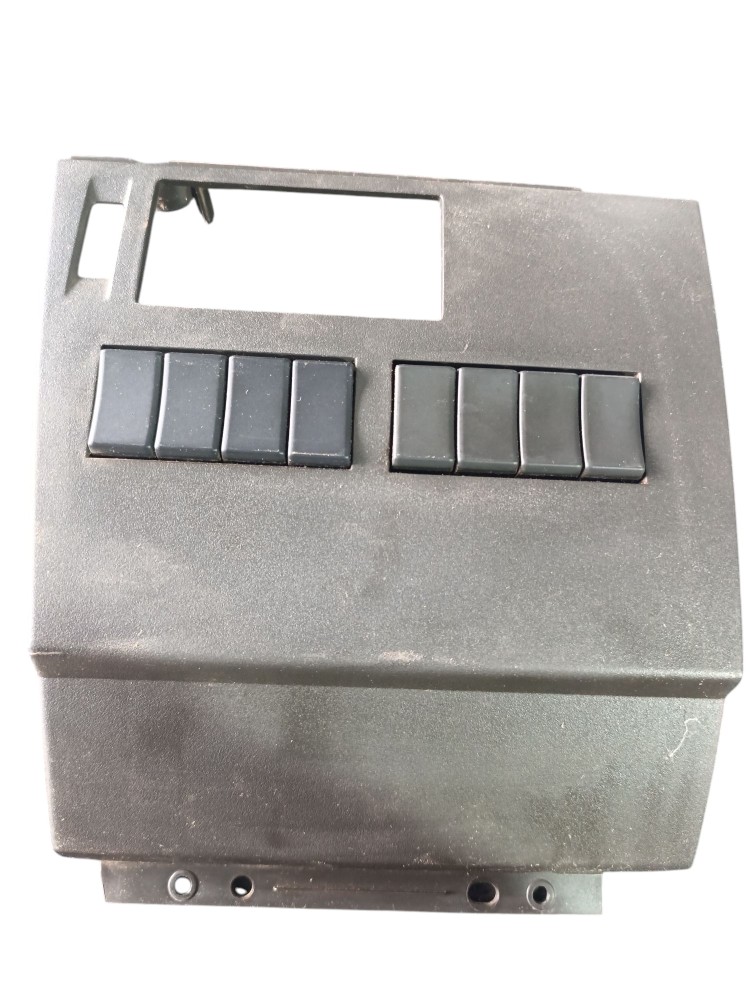 Moldura Interruptores Painel Volvo Fh500 15/16 82214529 3