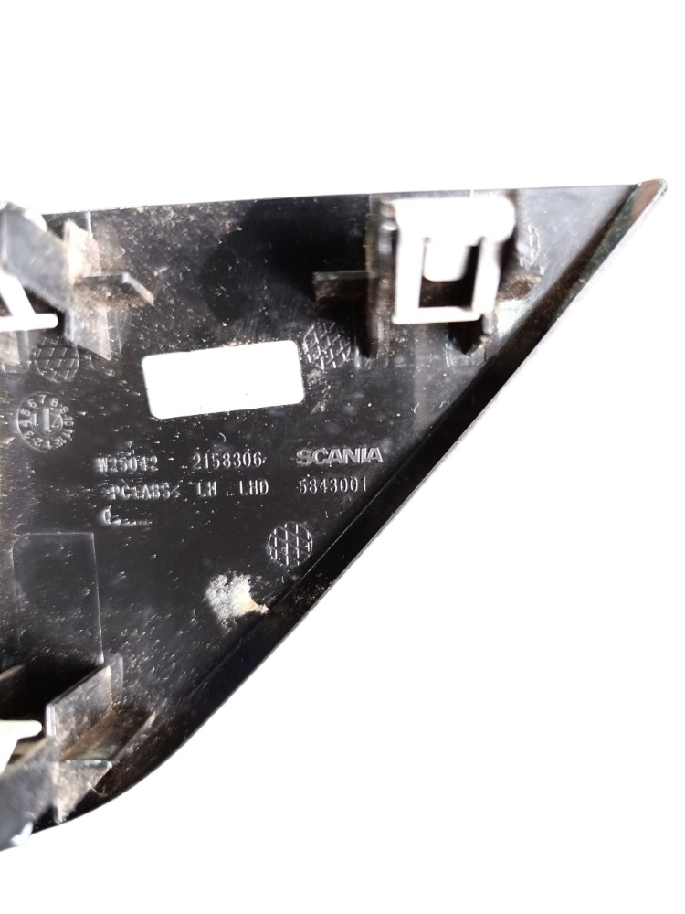 Moldura Painel Difusor Scania Ntg Esquerdo 5843001 5