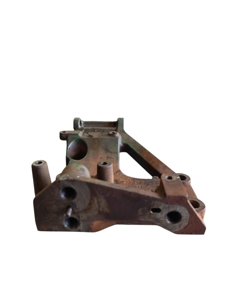 Suporte Do Alternador Motor Volvo D13 22026927