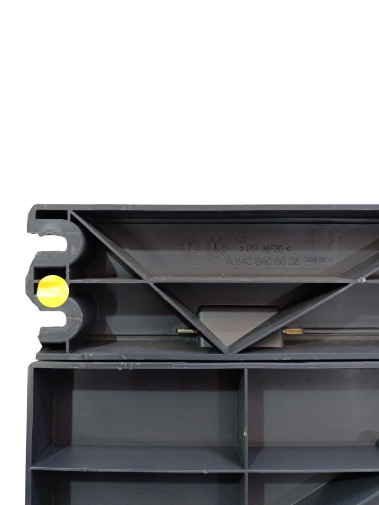 Tampa porta luvas c/detalhe Mb Actros 2646 2014 A9438400028 5