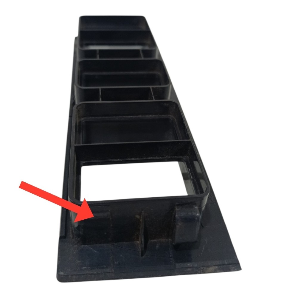 Moldura botões interruptores c/detalhe Volvo FM 3175615 3