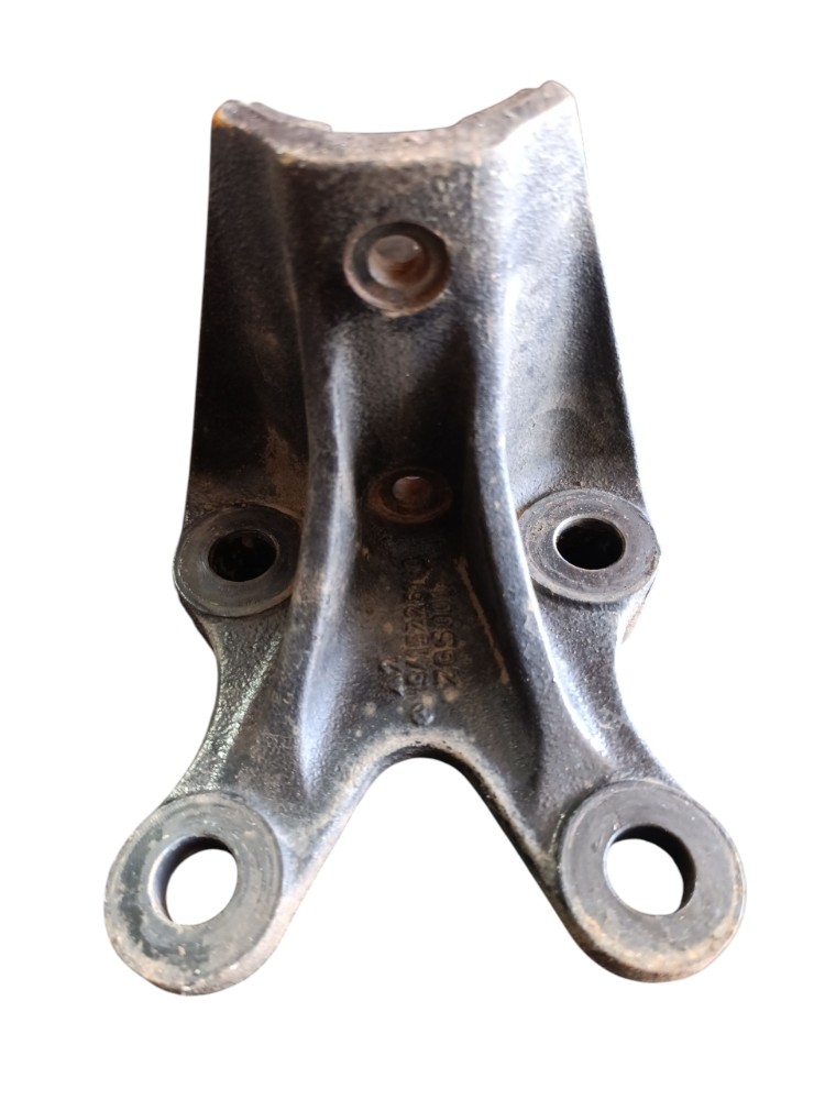 Suporte Fixacao paralama MB Actros A9415225140