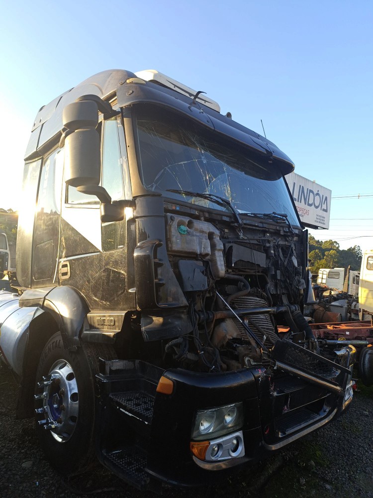 Cabine Iveco Stralis Ano 2010 3