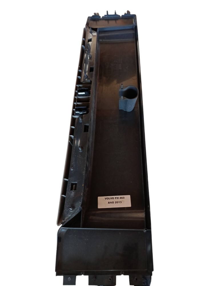 Acabamento Painel Volvo Fh 82065181