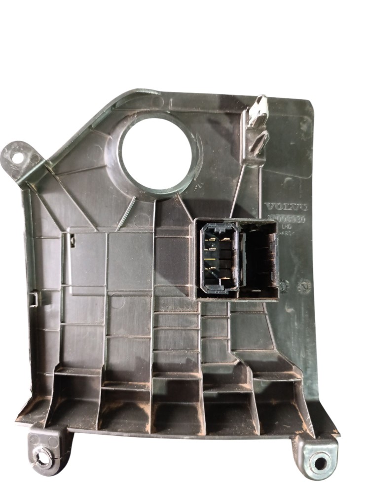 Moldura Botão Painel Volvo Fh 500 15/16 84008930 1