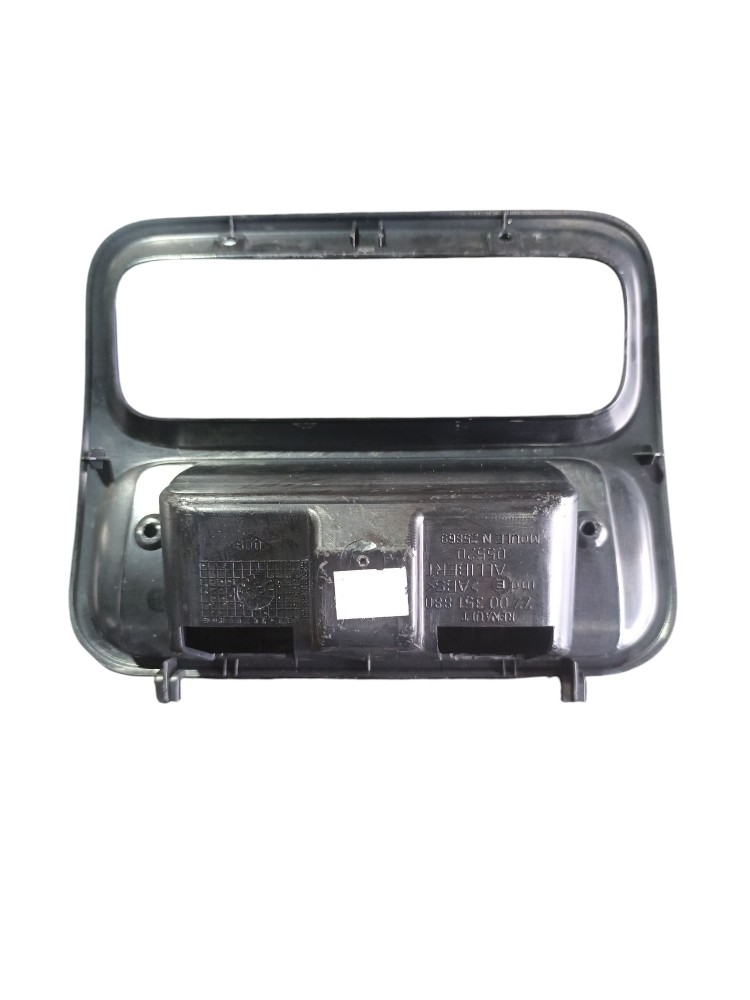 Moldura Ar E Cinzeiro Renault Master 2.5 2006 7700351880 2