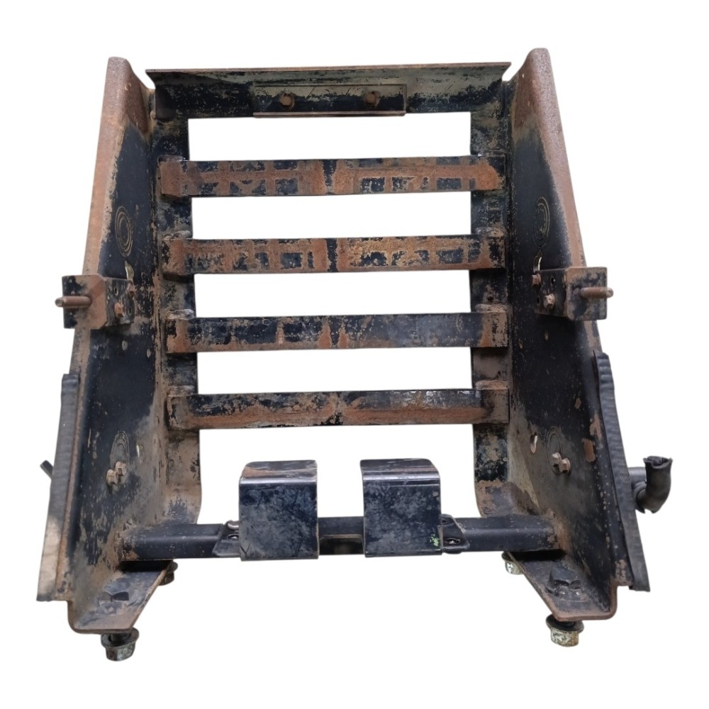 Suporte Caixa Bateria Mb Accelo 1016 A9795400114 1