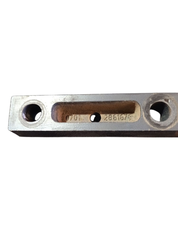 Suporte Espaçador Traseiro Cabine Scania 2861679 3