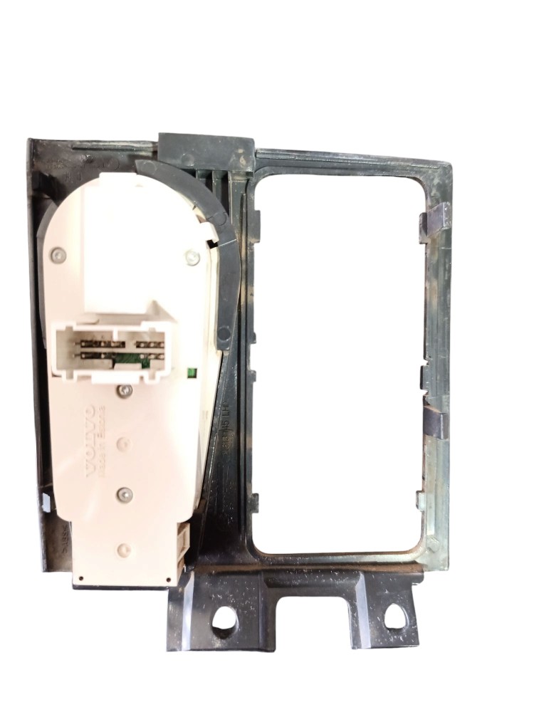 Botão De Luz C/ Moldura Volvo Fh 540 2013 20953569 3