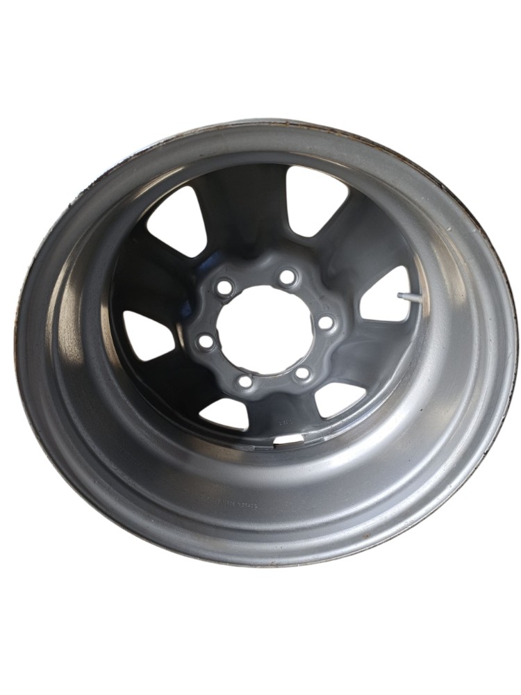 Roda Toyota Hilux Aro 16 4