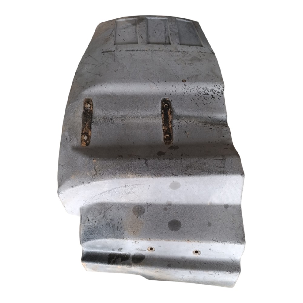 Paralama traseiro LD M.Benz Atron A6938817101 1