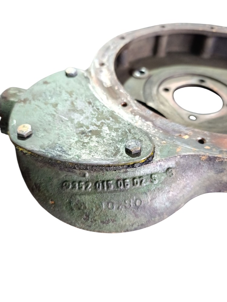 Tampa Flange Distribuição Motor Om352 Com Detalhe 3520150602 3