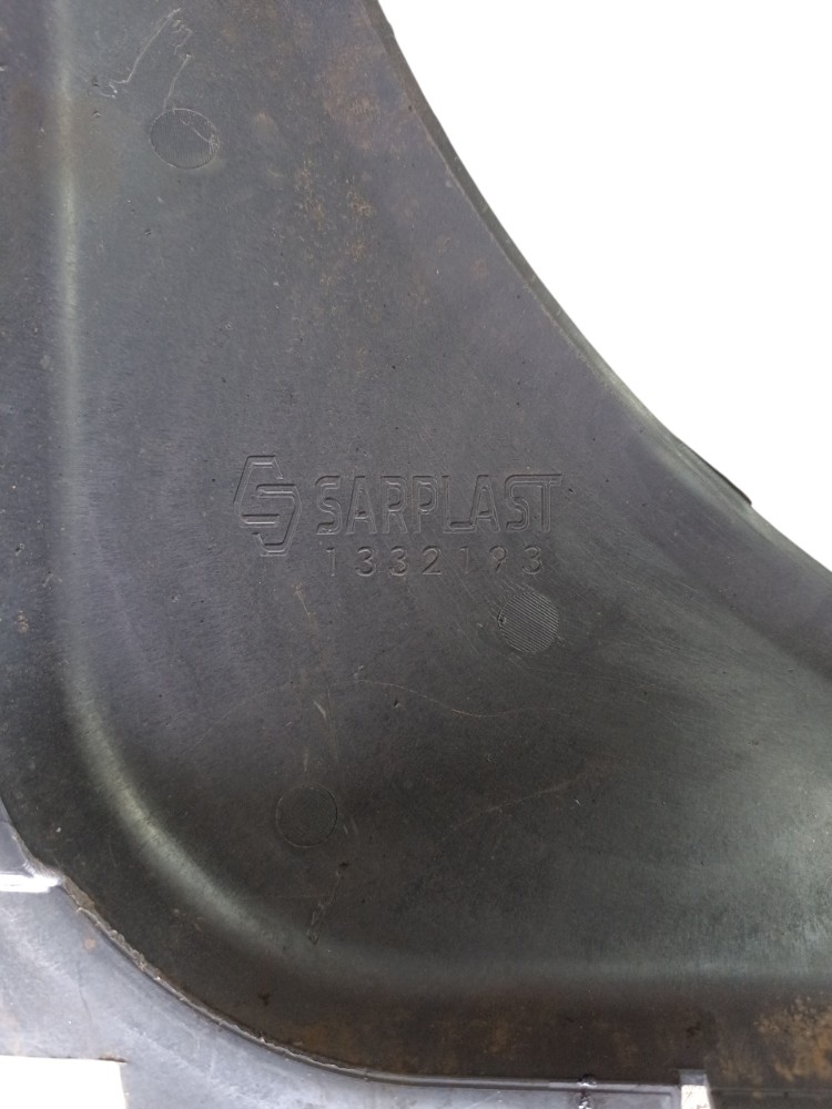 Defletor Radiador Scania P 124 1332193 5
