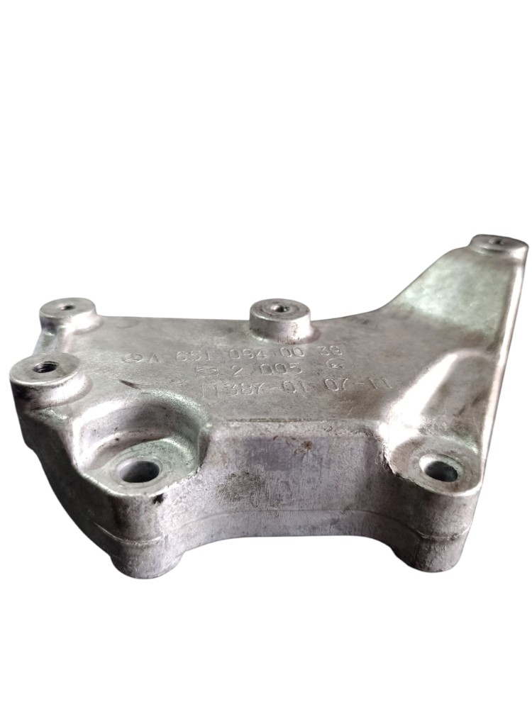 Suporte Coletor Admissão Mb Sprinter Om651 2.2 A6510940039 3