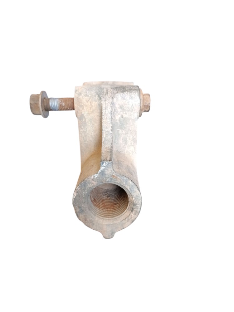 Suporte Engate Do Rebocador Iveco Tector 504277220 2
