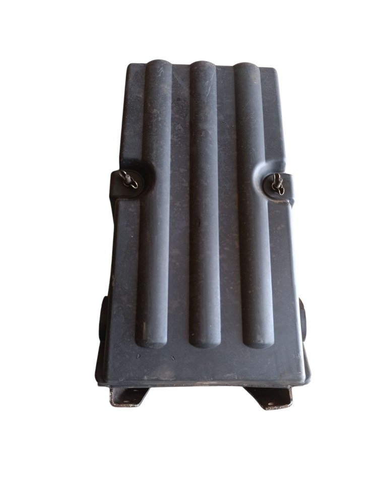 Suporte Com Capa Para Uma Bateria