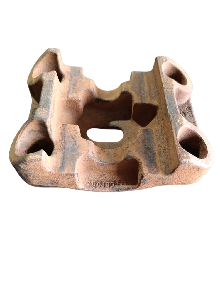 Suporte Grampo Mola Traseiro Vw 200100576
