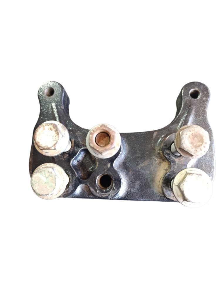 Suporte Traseiro Caixa Bateria Mercedes Actros A9585406140 2