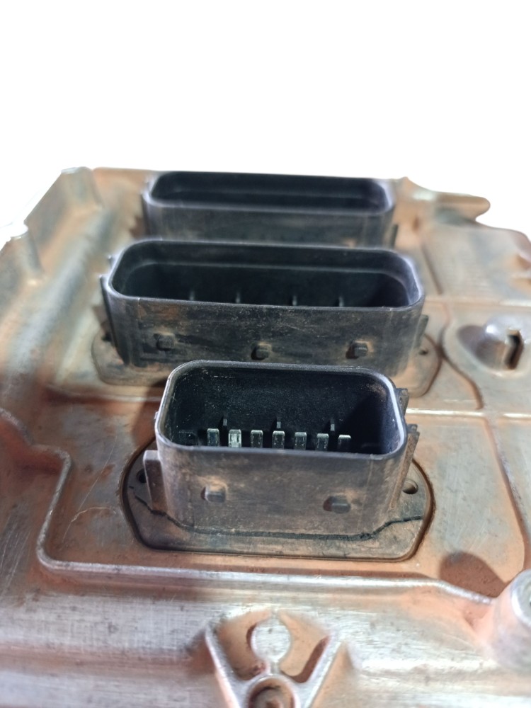 Módulo Caixa Scania Ntg Com Detalhe 2064884 2