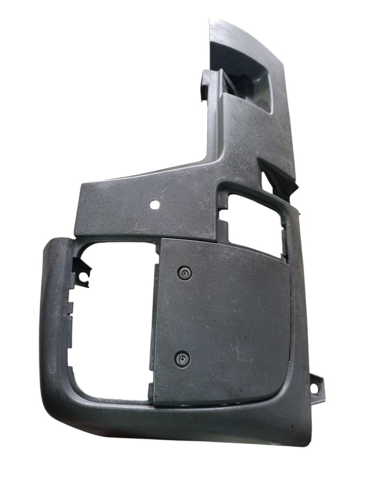 Acabamento Inferior L/esq Fiat Ducato 2.8 2005 130399302 2
