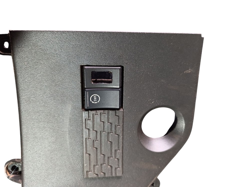 Moldura Botão Painel Volvo Fh 500 15/16 84008930 3