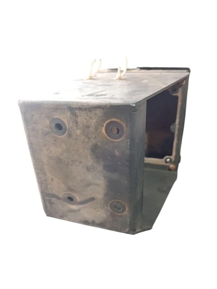 Suporte Da Bomba Do Arla Iveco Cursor 9 Euro 5 5