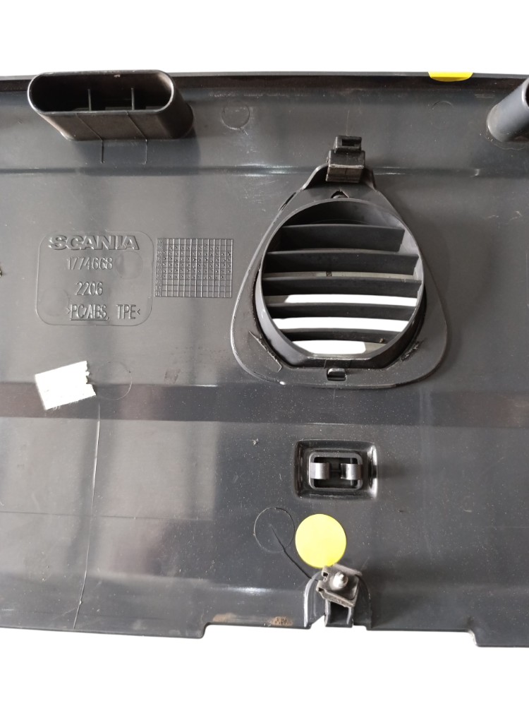 Revestimento Painel C/detalhe Scania G Serie 5 1774668 3