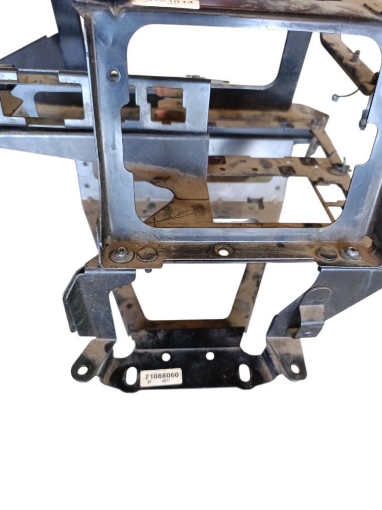 Suporte Caixa Fusíveis Volvo Fm 370 21088060 5