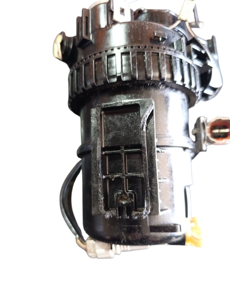 Filtro Suporte Combustível Hilux 2.8 Com Detalhe 233000l111 2