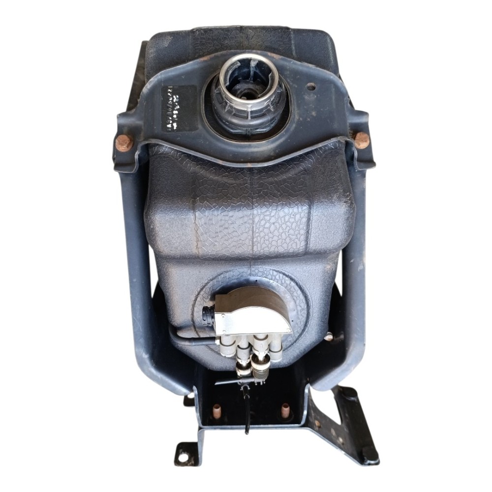 Tanque Arla C/ Suporte M.benz Accelo 9584701015