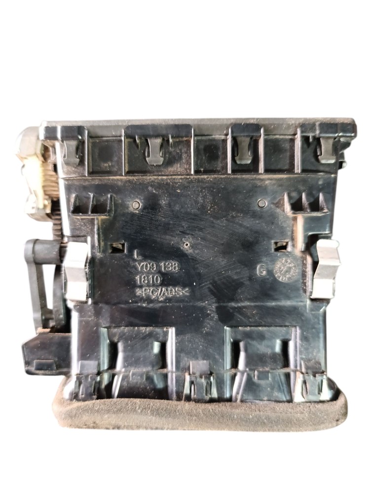 Difusor De Saída De Ar Ld.esquerdo Volvo Fh 500 82165759 2