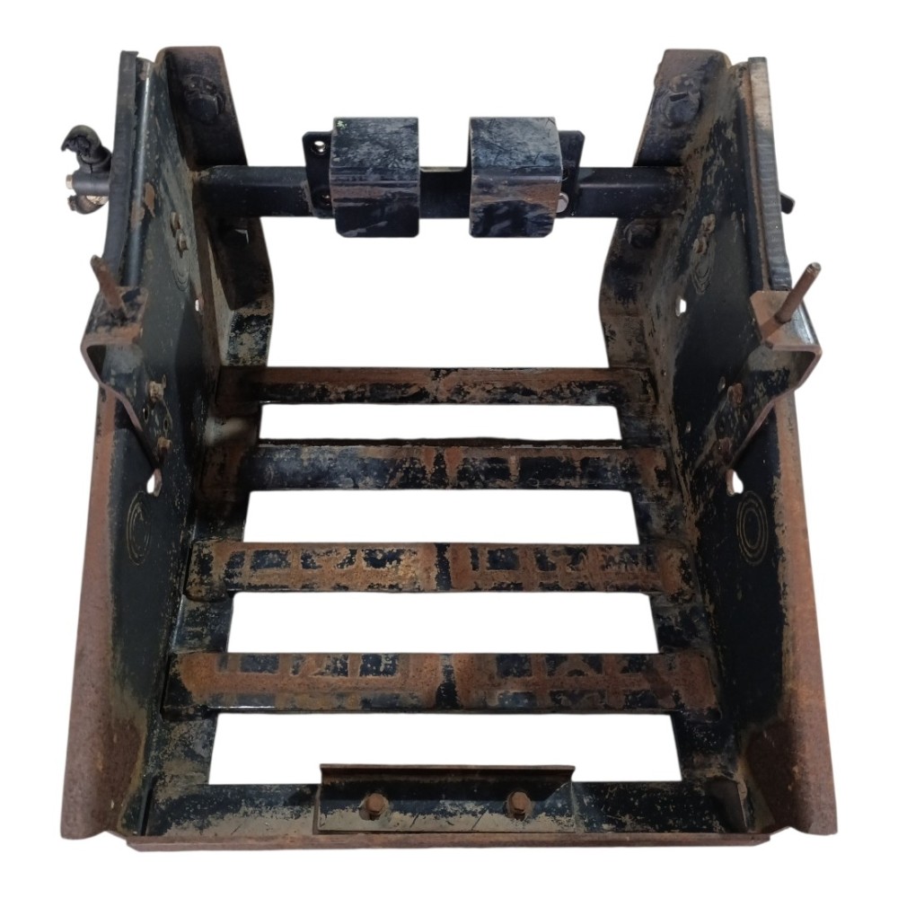 Suporte Caixa Bateria Mb Accelo 1016 A9795400114 3