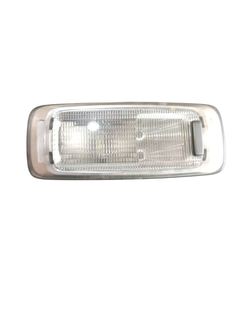 Luz De Cortesia Para Caminhão Volvo 82368365